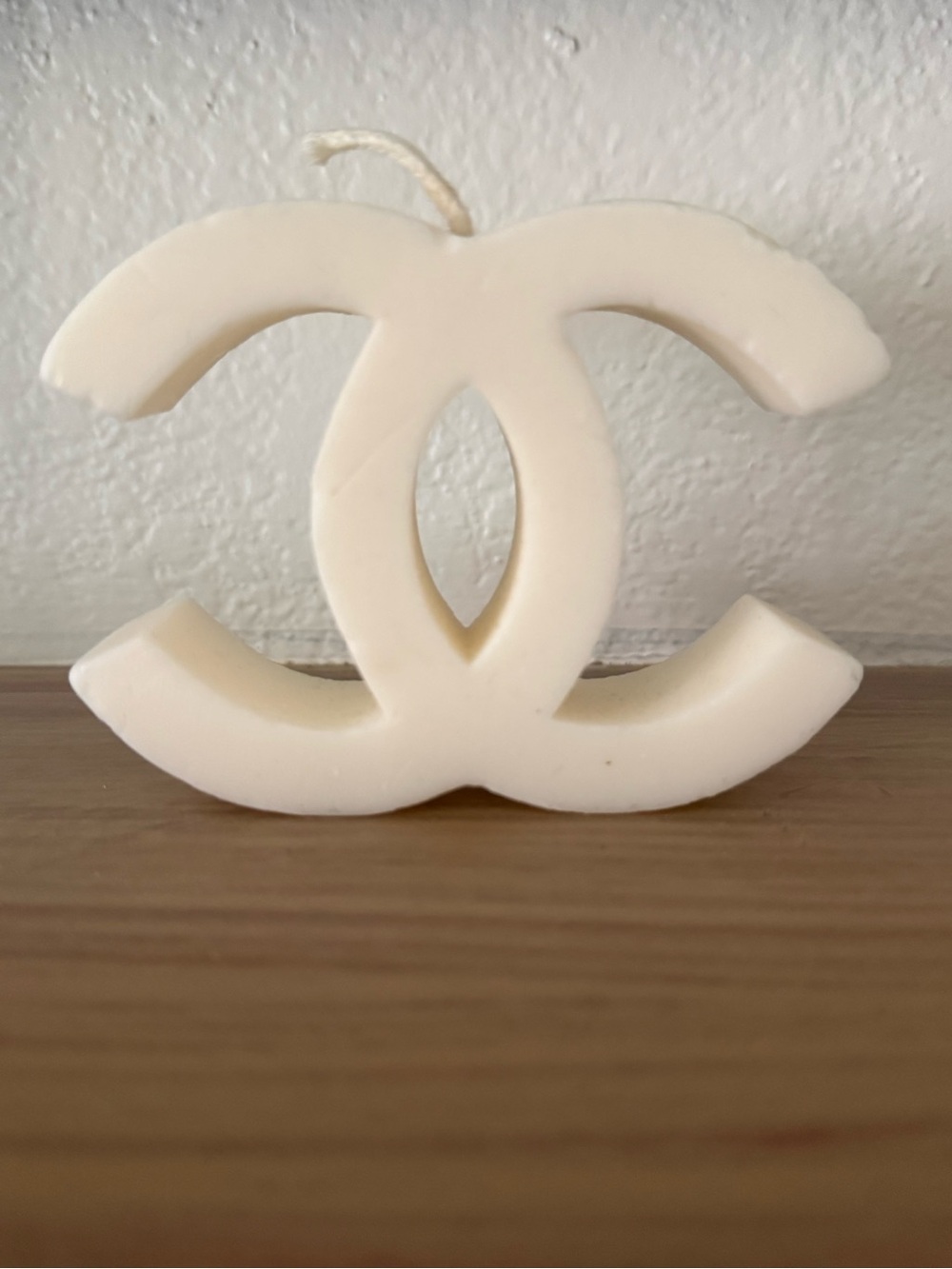 Interlocking CC Logo Candle - White/ Cream